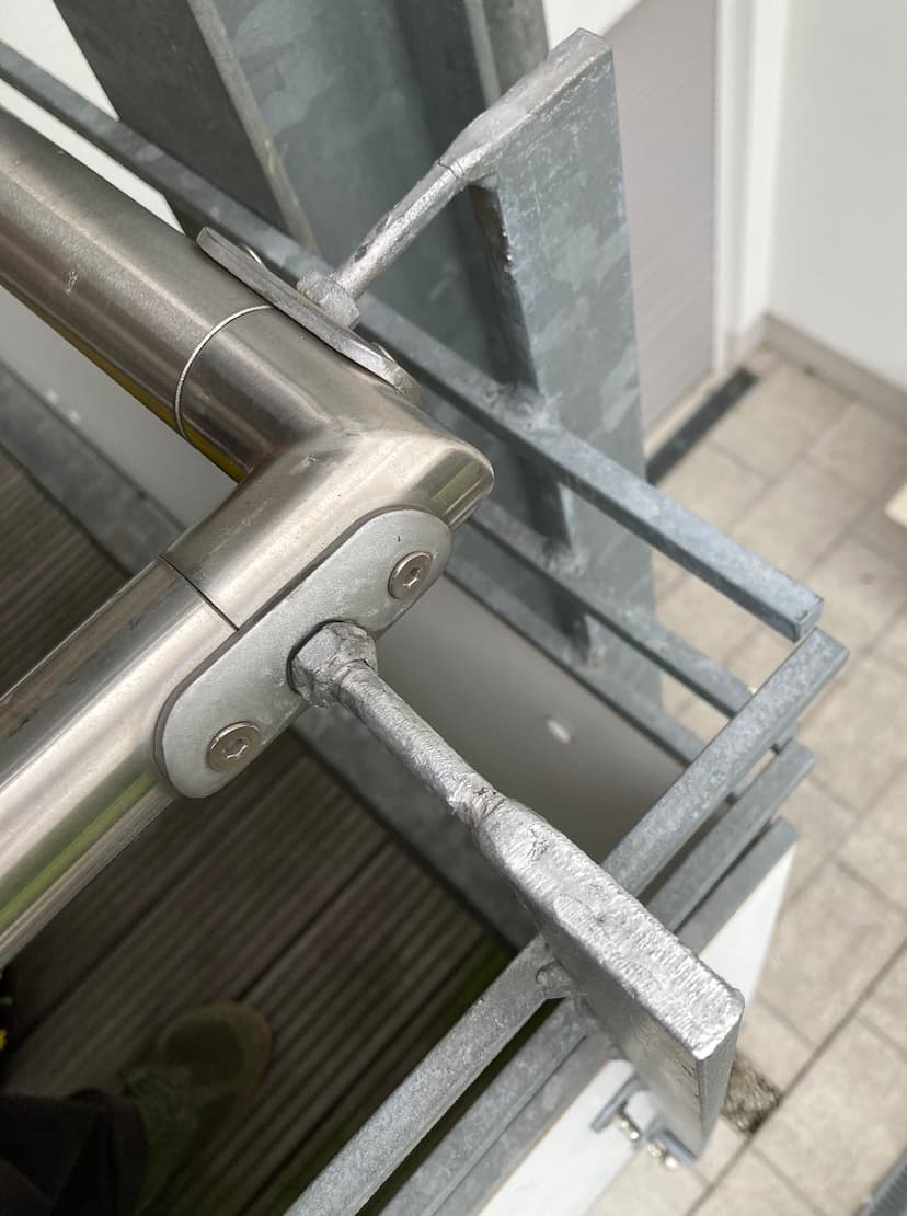 Balcony railing under construction, Bonn